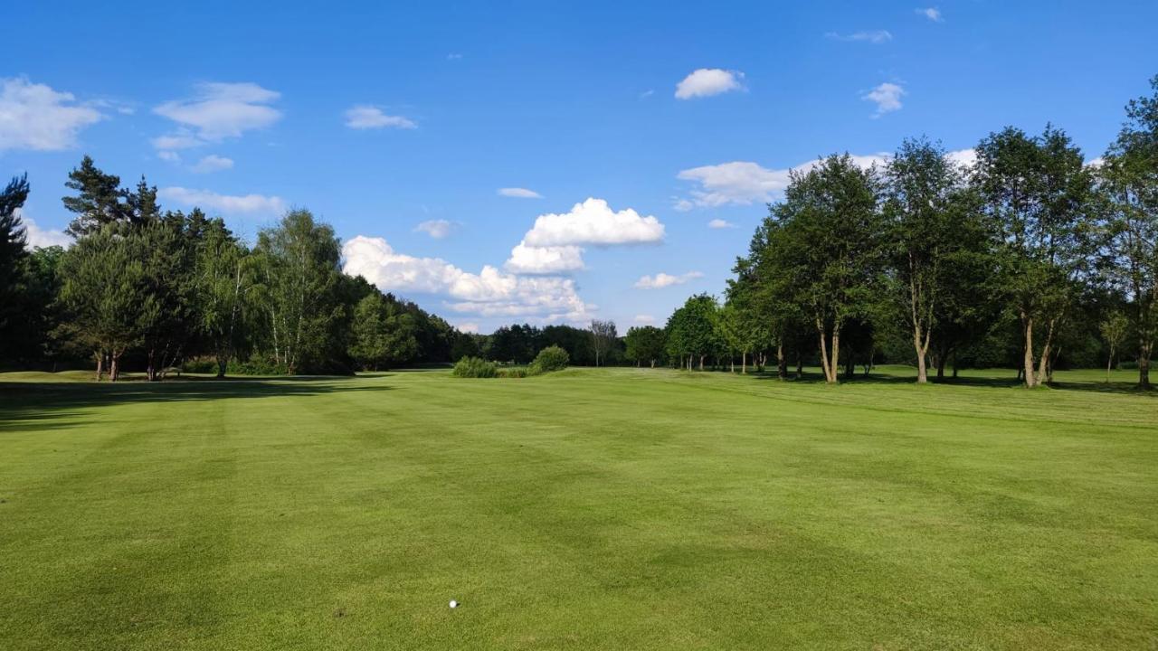 Golf Resort Lázně Bohdaneč Bagian luar foto